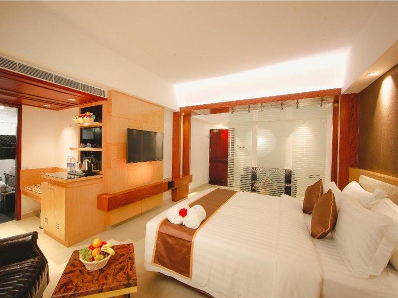 Akhil Classic Thiruvananthapuram Dış mekan fotoğraf